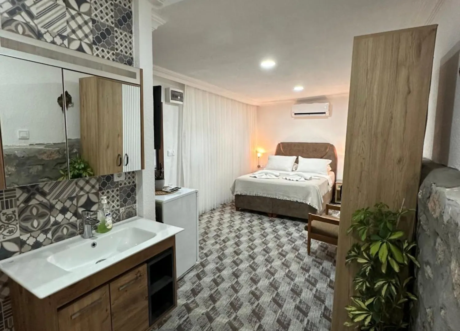 Beach Suites - İçmeler