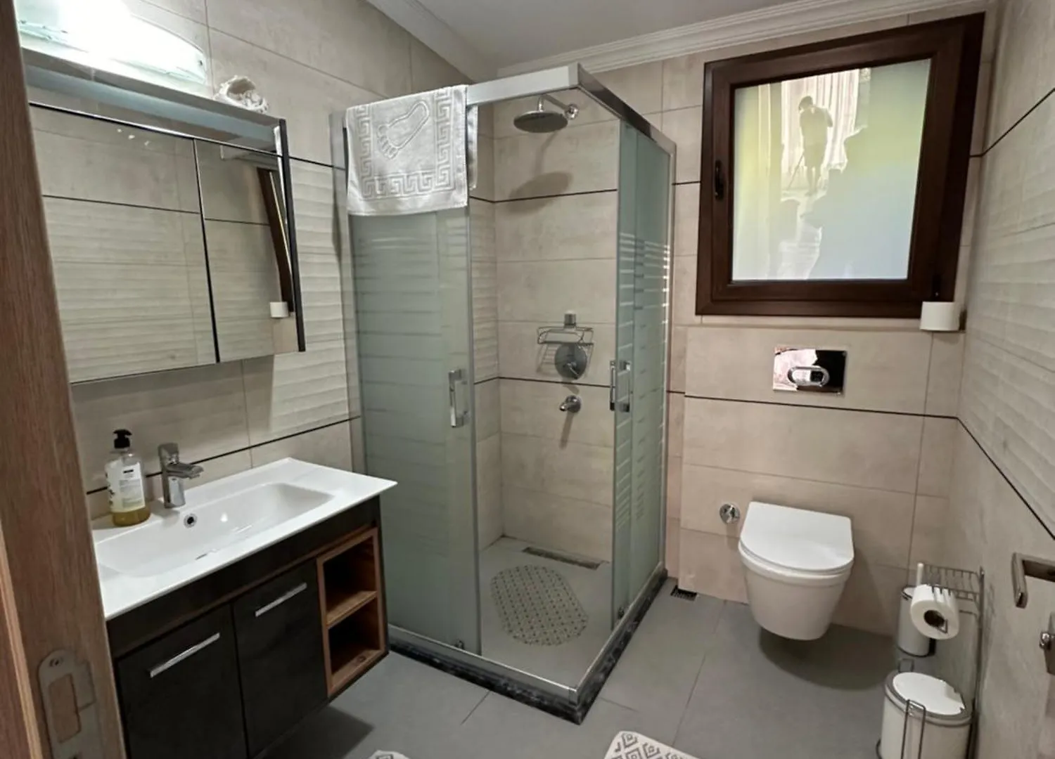 Beach Suites - İçmeler