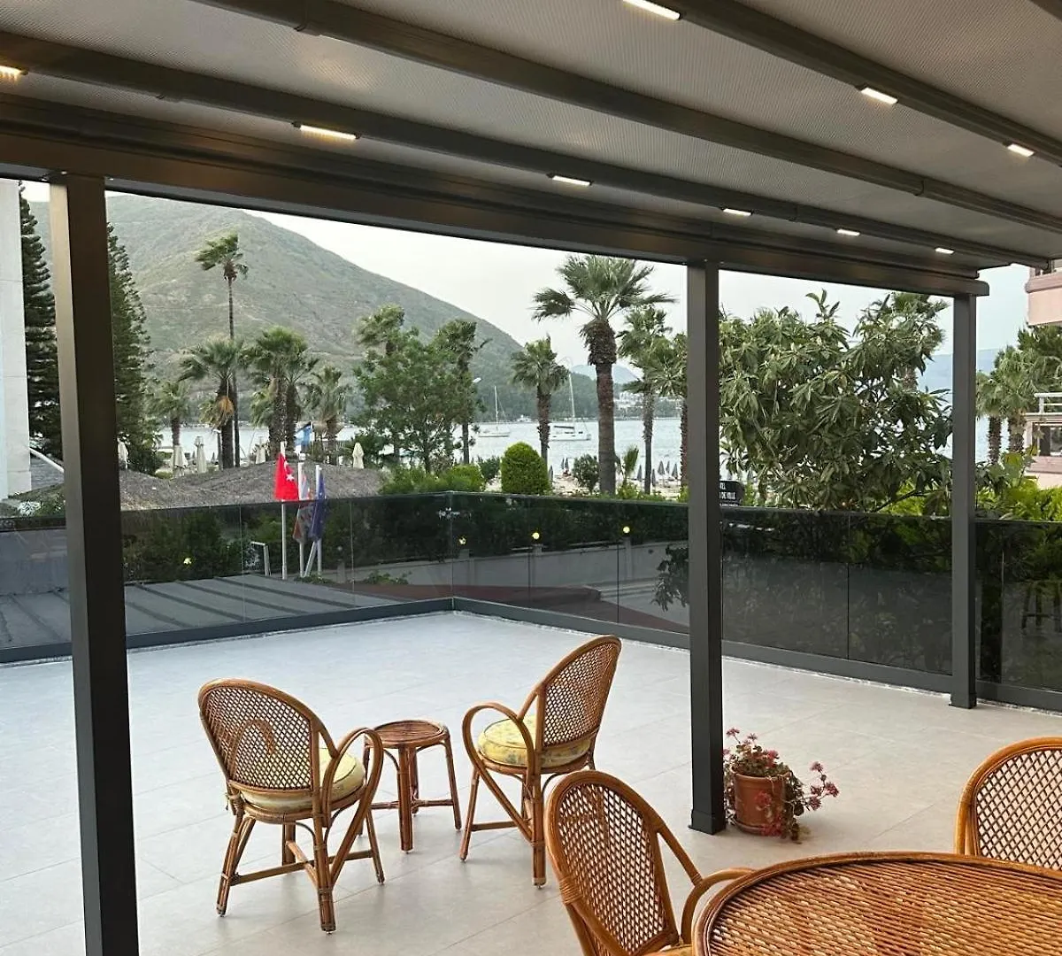 Beach Suites - İçmeler Appartamento